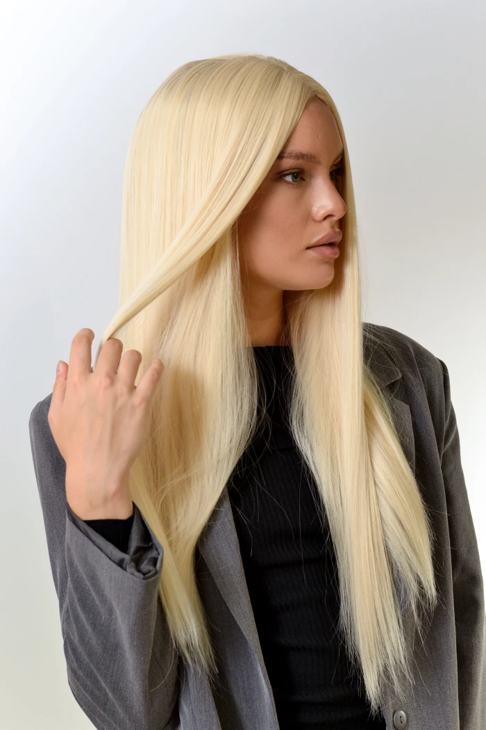 Доставка - Искусственный парик блонд №613 "Элла"